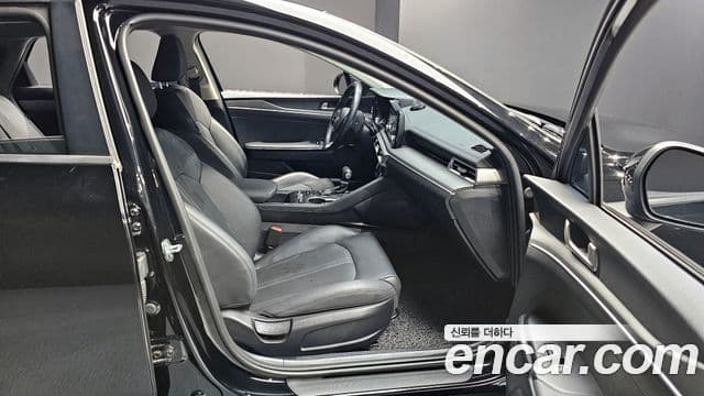 Kia K5 3세대 Standard, 2021 11