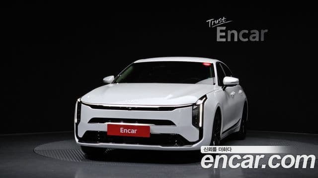 Kia The / новый New K8 гибрид Noblesse, 2025 3