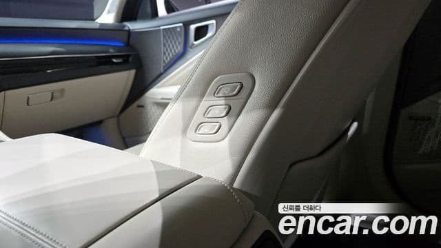 Kia The / новый New K8 гибрид Noblesse, 2025 18