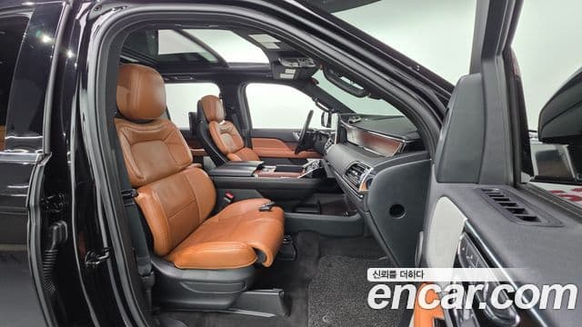 Lincoln Navigator 4세대 3.5L, 2021 10