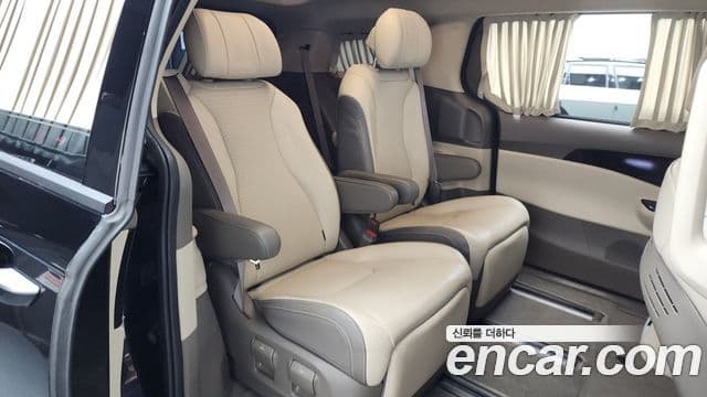 Kia Carnival 4세대 Signature, 2023 12