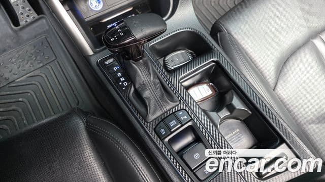 Hyundai LF Sonata Special, 2016 9