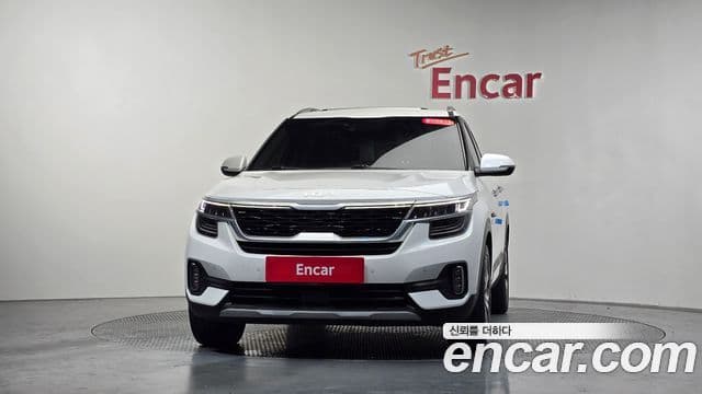 Kia Seltos Signature, 2023 3