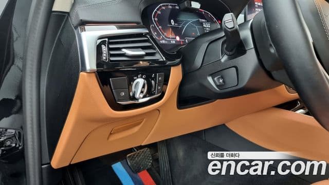 BMW 5시리즈 (G30) Luxury, 2023 16