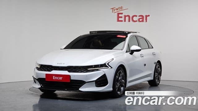 Kia K5 3세대 Signature, 2022 11
