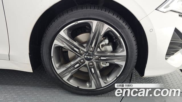Kia K5 3세대 Signature, 2022 все фото