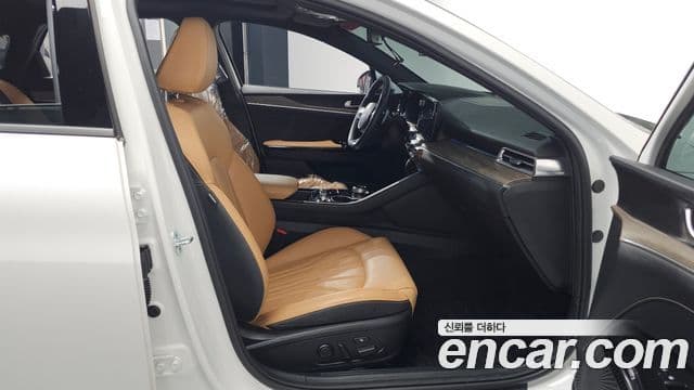 Kia K5 3세대 Signature, 2022 12