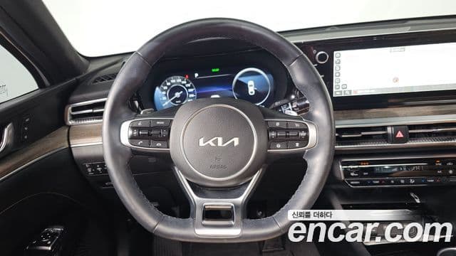 Kia K5 3세대 Signature, 2022 14