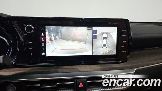 Kia K5 3세대 Signature, 2022 16