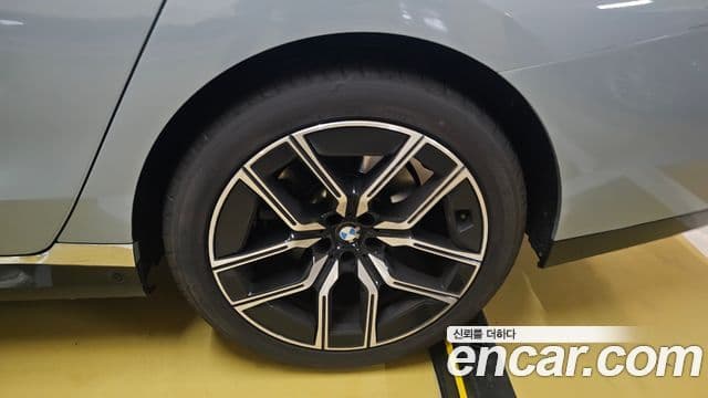 BMW 7시리즈 (G70) 740i xDrive M Sport, 2024 18
