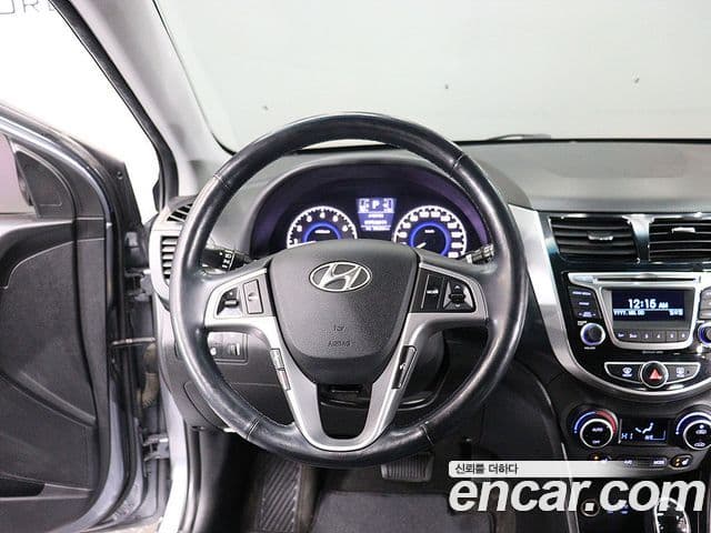 Hyundai Accent(новый кузов / новое поколение) Premium, 2016 11