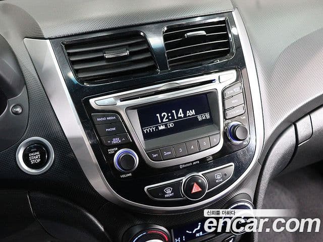 Hyundai Accent(новый кузов / новое поколение) Premium, 2016 12