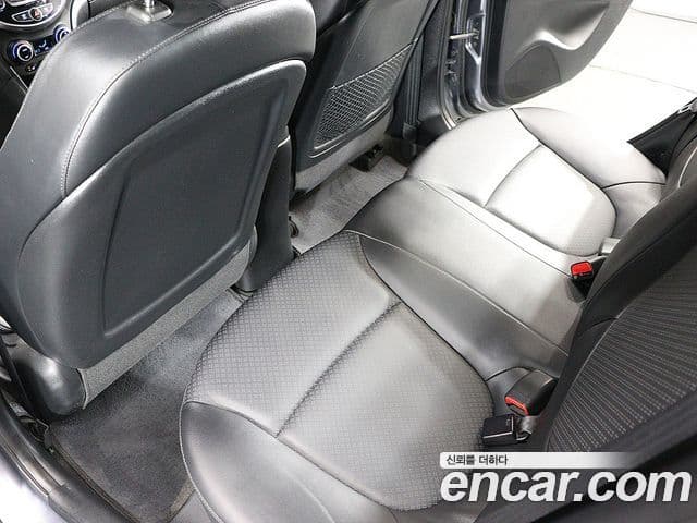 Hyundai Accent(новый кузов / новое поколение) Premium, 2016 19