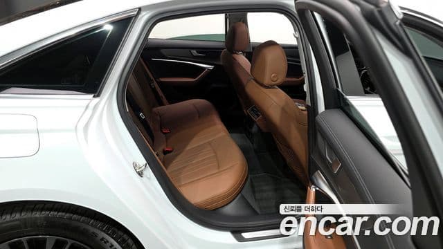 Audi A6 (C8), 2025 12