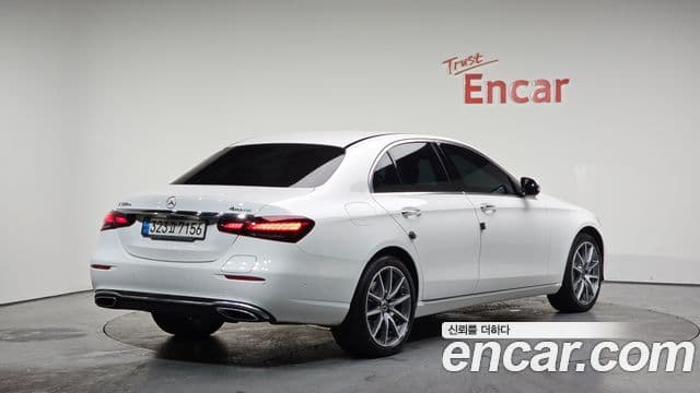 Mercedes-Benz E-класс W213 Exclusive, 2022 2