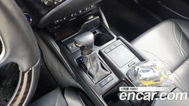 Lexus ES300h 7세대 Luxury, 2019 9