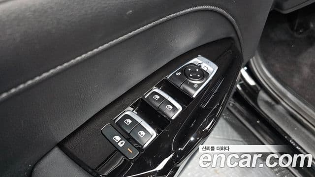 Kia K5 гибрид 3세대 Noblesse, 2023 13