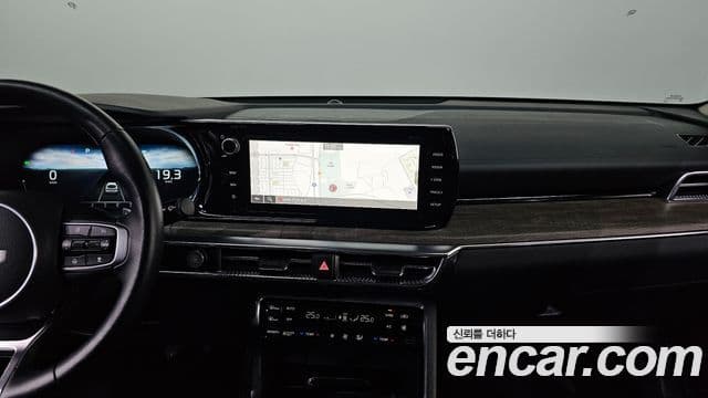 Kia K5 гибрид 3세대 Noblesse, 2023 17