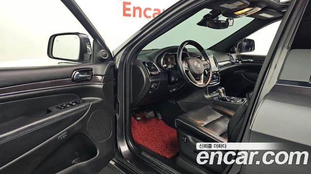 Jeep Grand Cherokee WK2, 2020 12