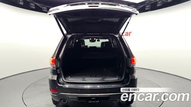 Jeep Grand Cherokee WK2, 2020 20