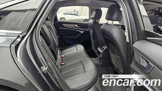 Audi A6 (C8), 2019 12