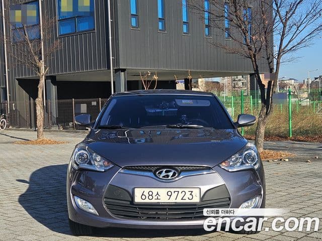 Hyundai Veloster Unique, 2013 3