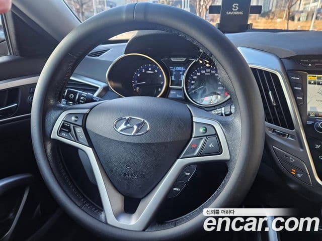 Hyundai Veloster Unique, 2013 15