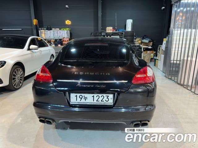 Porsche Panamera 970, 2011 6