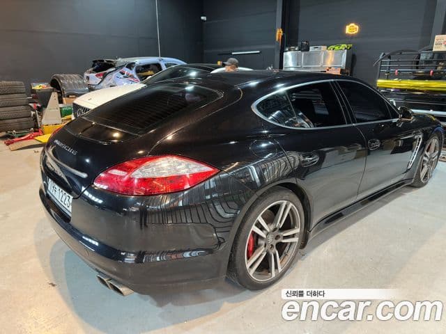 Porsche Panamera 970, 2011 7