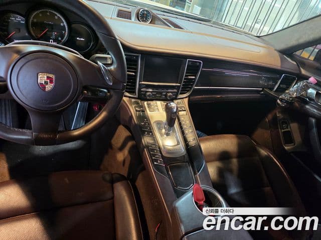Porsche Panamera 970, 2011 8