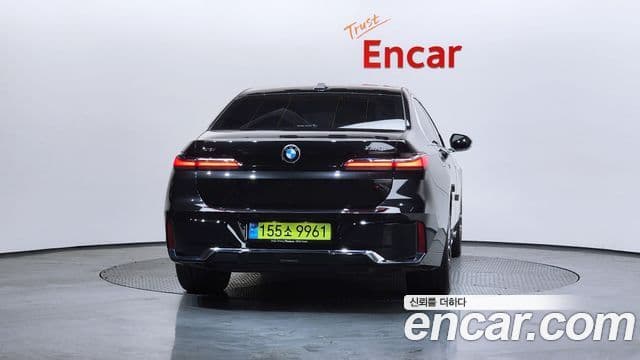 BMW 7시리즈 (G70) 740d xDrive M Sport, 2024 4