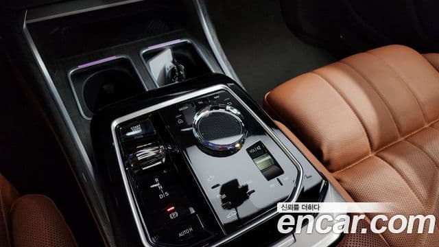 BMW 7시리즈 (G70) 740d xDrive M Sport, 2024 9