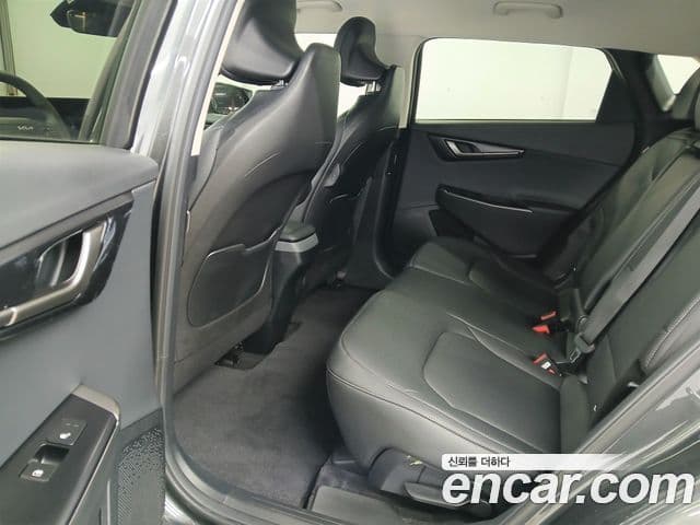 Kia The / новый New EV6 Air, 2025 10