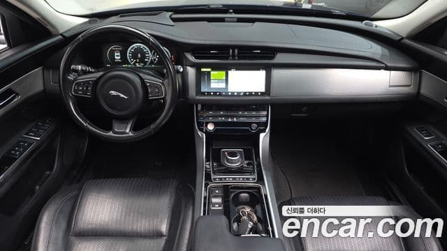 Jaguar XF (X260) Prestige, 2017 7