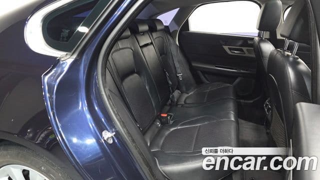 Jaguar XF (X260) Prestige, 2017 12