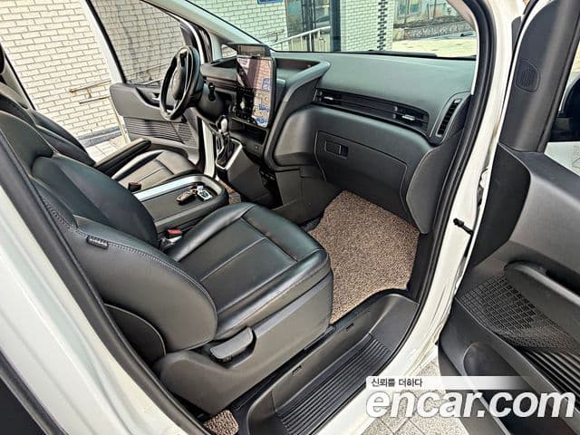 Hyundai Staria Modern, 2022 12