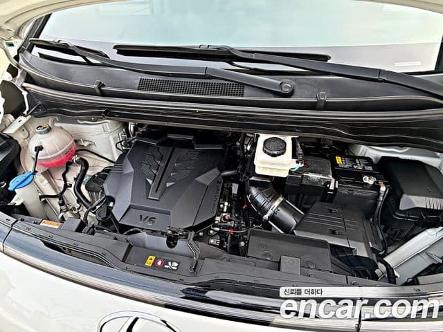 Hyundai Staria Modern, 2022 16