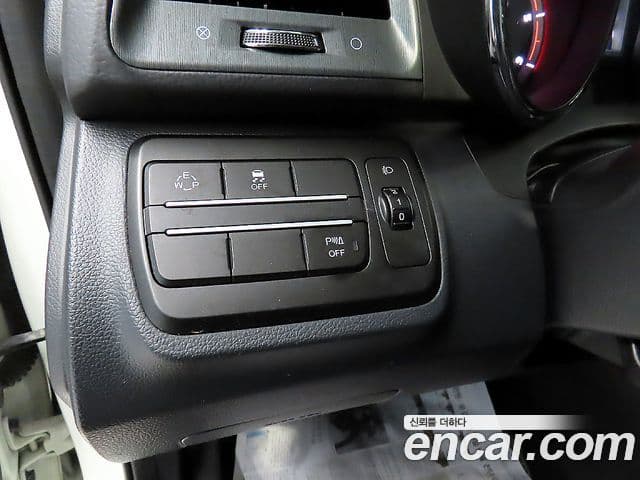 KG모빌리티(SsangYong) Tivoli Armor дизель LX 2WD, 2018 13