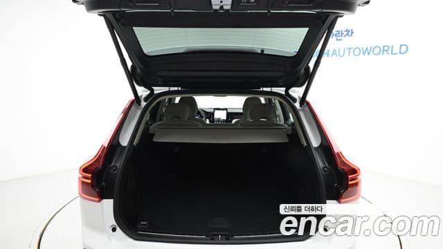 Volvo XC60 2세대 B5 Ultra Bright Air подвеска, 2026 20