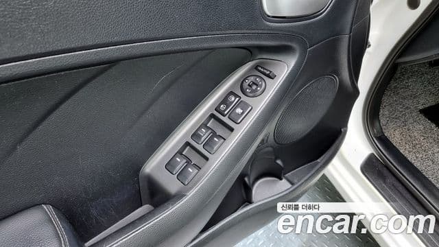 Kia K3 Deluxe, 2015 19