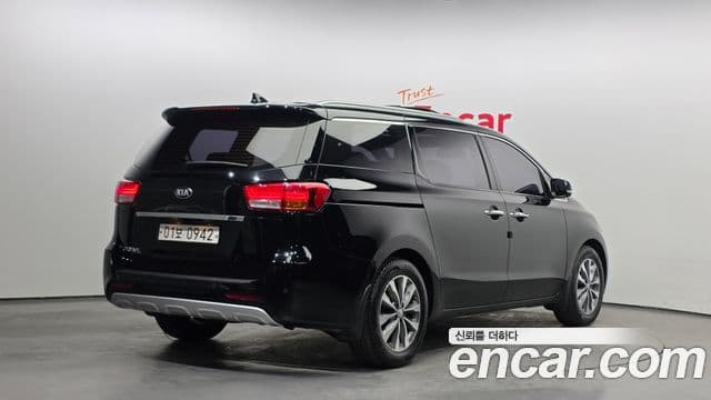 Kia All New Carnival Luxury, 2016 2