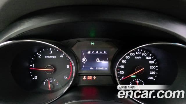 Kia All New Carnival Luxury, 2016 8