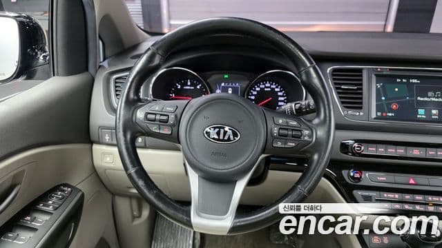 Kia All New Carnival Luxury, 2016 13