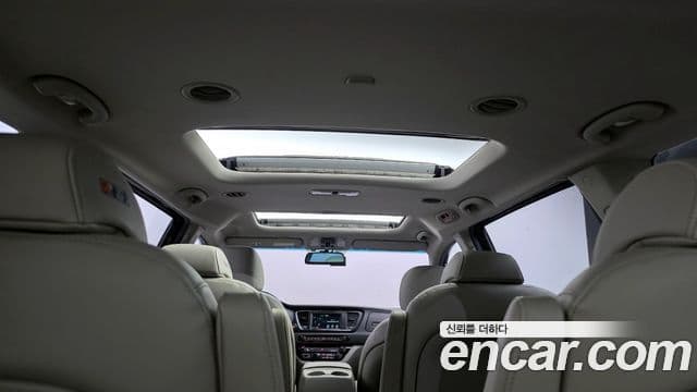 Kia All New Carnival Luxury, 2016 20