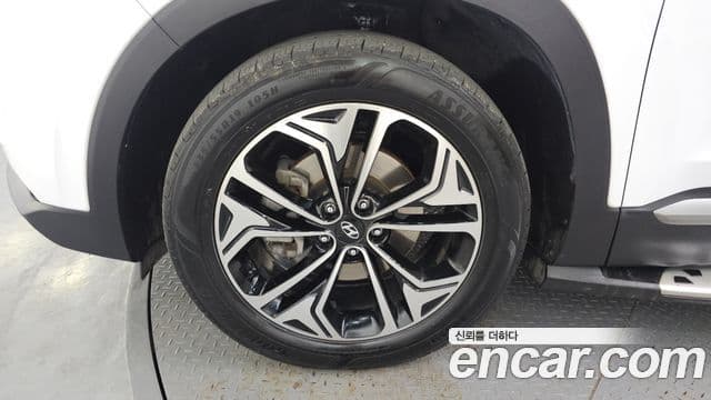 Hyundai Santa Fe TM Prestige, 2019 все фото