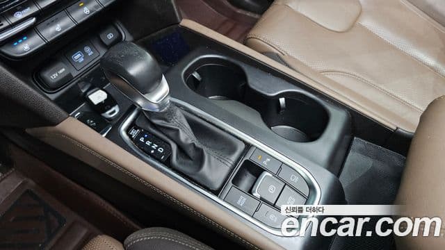 Hyundai Santa Fe TM Prestige, 2019 9