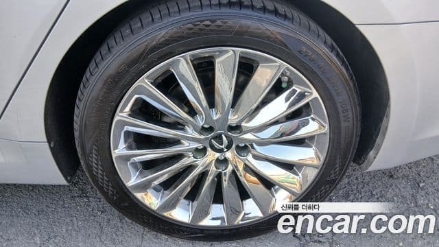 Hyundai Equus(новый кузов / новое поколение) 5.0 экспортная версия, 2014 все фото