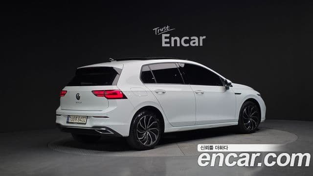 Volkswagen Гольф 8세대 Prestige, 2023 2
