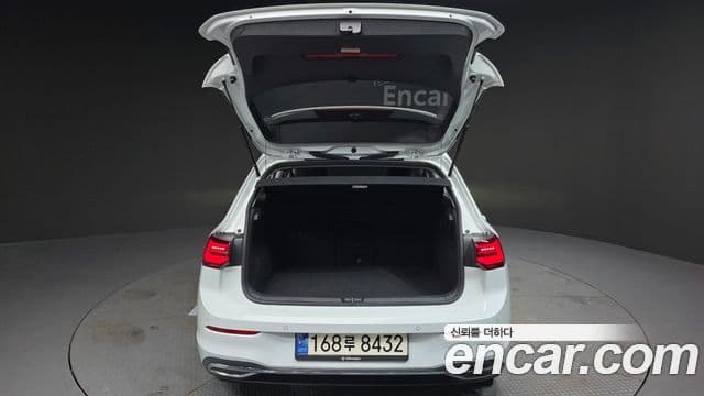 Volkswagen Гольф 8세대 Prestige, 2023 20