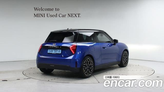 Mini Cooper Электрический (Electric) 4세대 SE favored, 2024 4